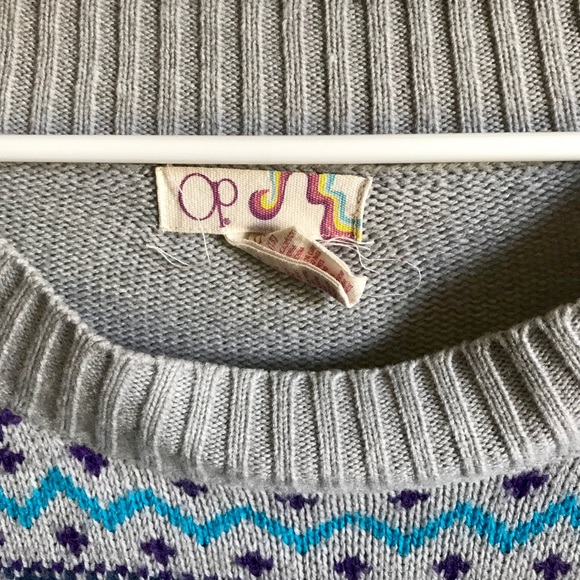 OP Sweater - Picture 2 of 4